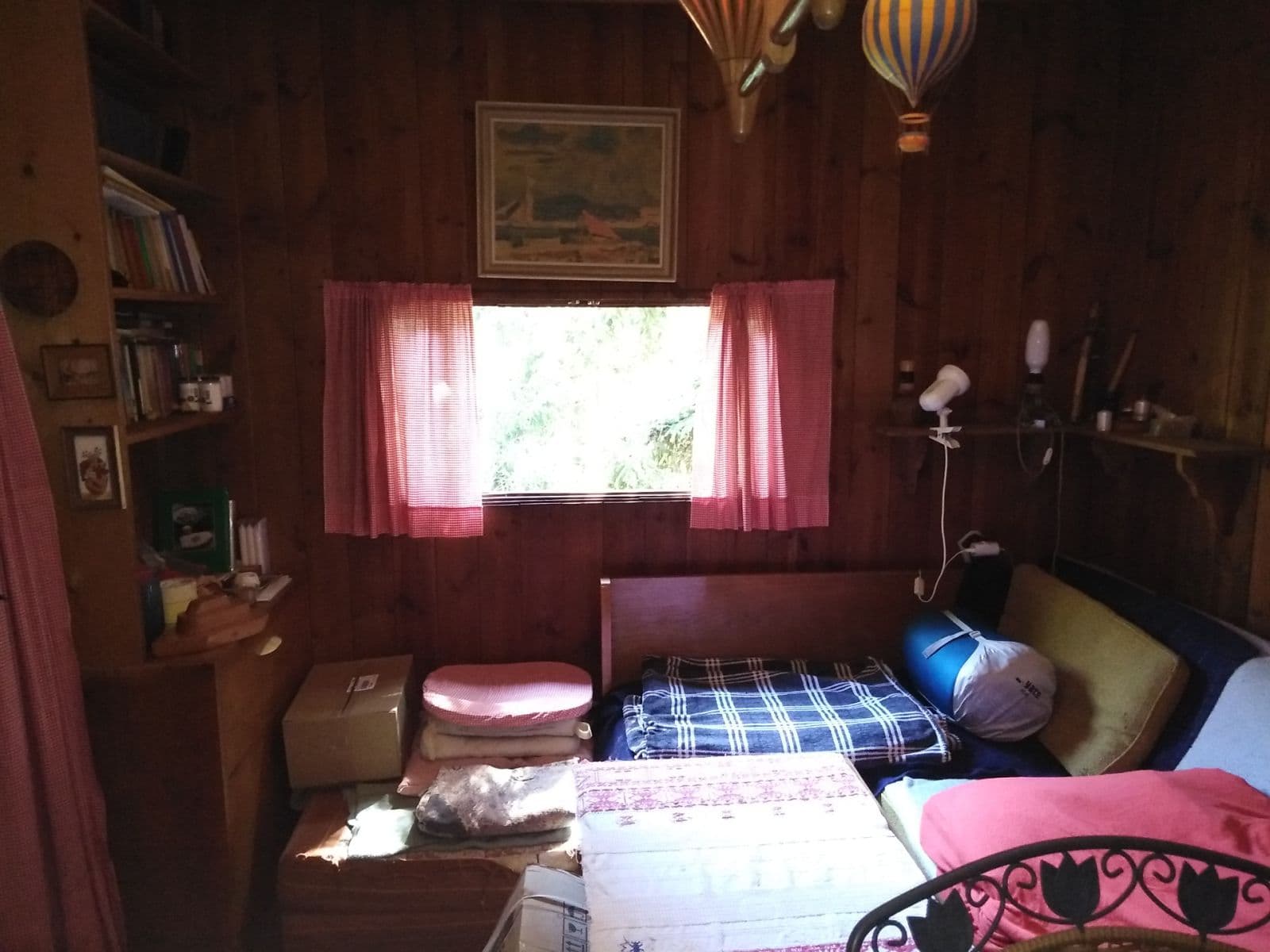 Predaj rekreačného objektu 29 m², pozemek 1.147 m², Malá Hraštice, Středočeský kraj Predaj rekreačného objektu 29 m², pozemek 1.147 m², Malá Hraštice, Středočeský kraj