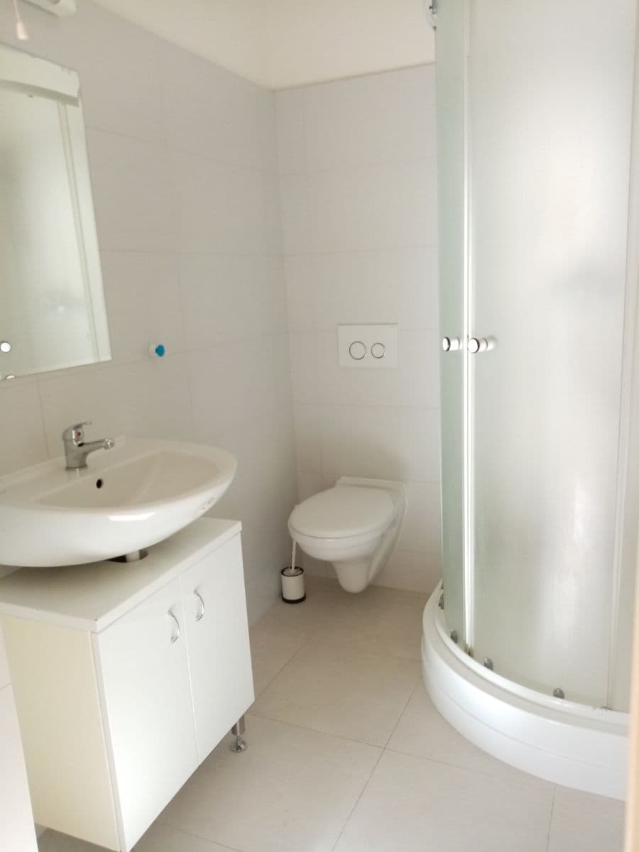 Prenájom bytu 2-izbový 50 m², U Tvrze, Praha, Praha Prenájom bytu 2-izbový 50 m², U Tvrze, Praha, Praha