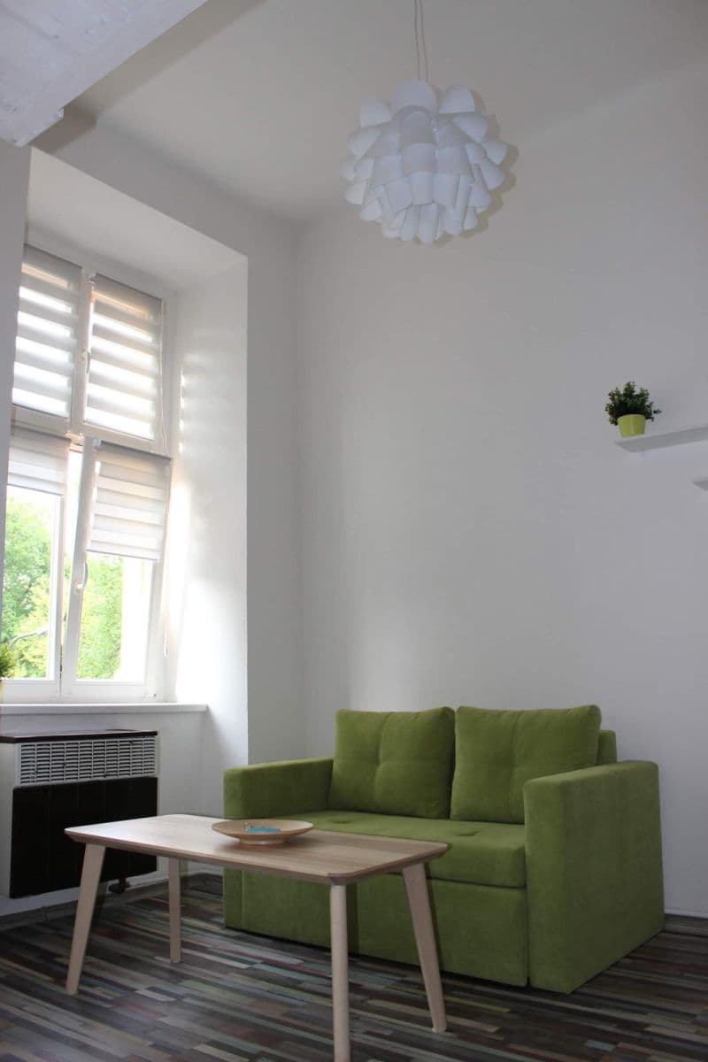 Prenájom bytu 1-izbový 30 m², Lužánecká, Brno, Jihomoravský kraj Prenájom bytu 1-izbový 30 m², Lužánecká, Brno, Jihomoravský kraj