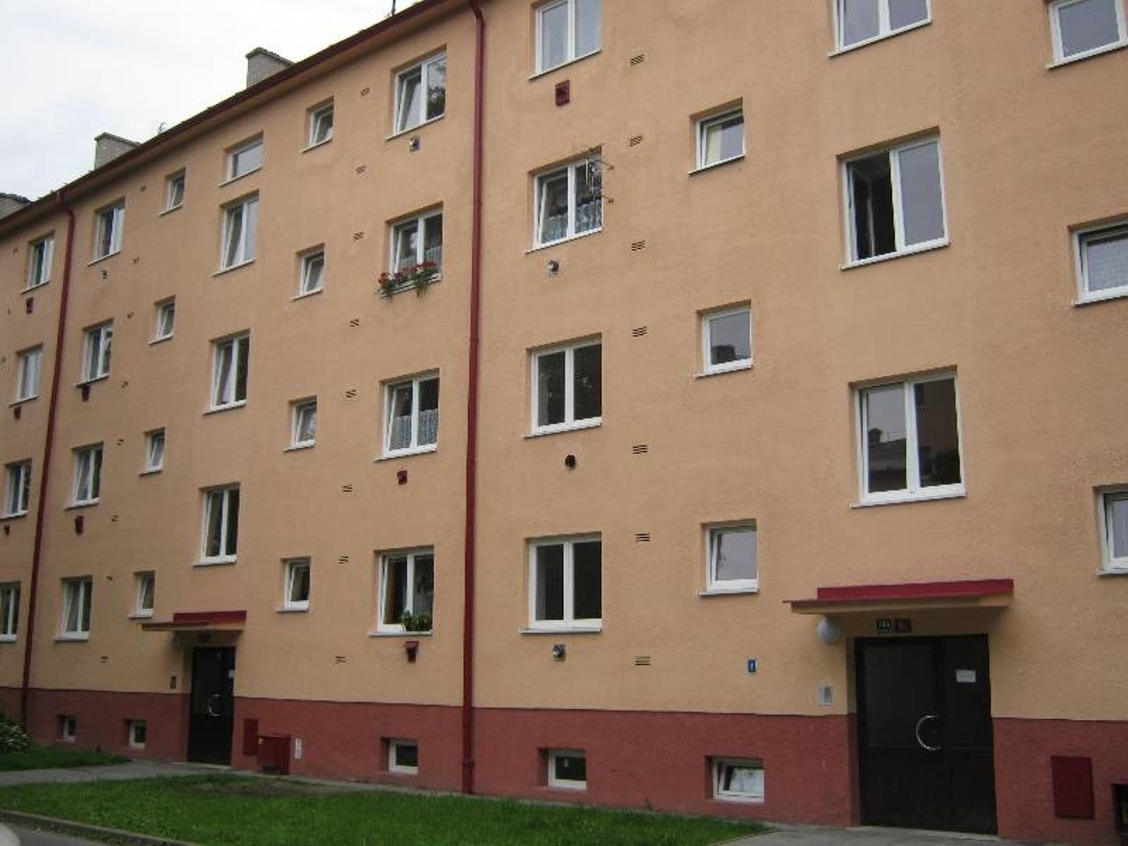 Prenájom bytu 2-izbový 47 m², Jarošova, Havířov, Moravskoslezský kraj Prenájom bytu 2-izbový 47 m², Jarošova, Havířov, Moravskoslezský kraj