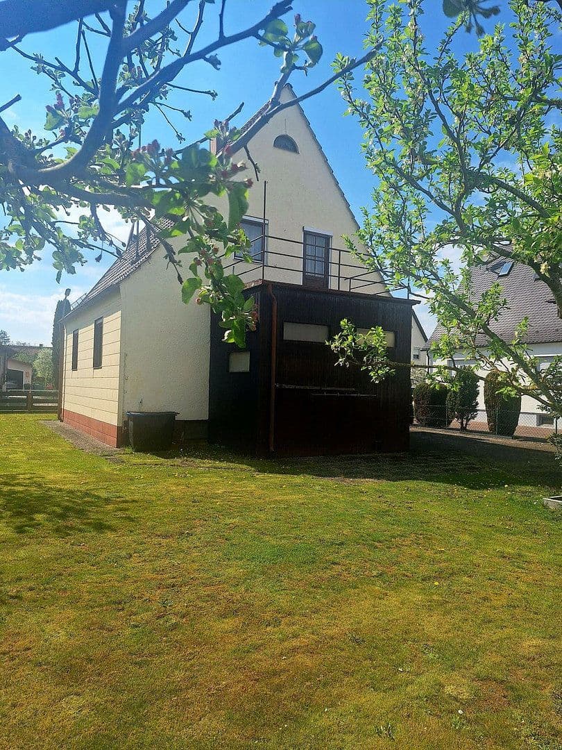 Predaj domu 104 m², pozemek 520 m², Dillingen an der Donau, Bavorsko Predaj domu 104 m², pozemek 520 m², Dillingen an der Donau, Bavorsko