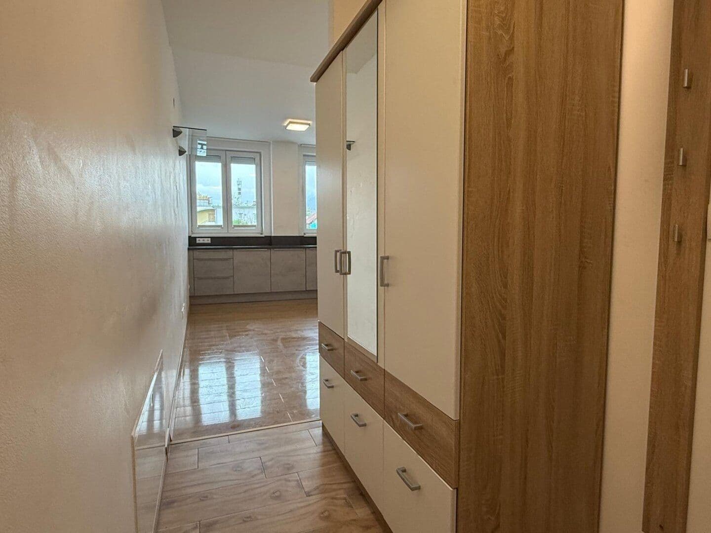 Prenájom bytu 1-izbový 30 m², Innsbruck, Tirolsko Prenájom bytu 1-izbový 30 m², Innsbruck, Tirolsko