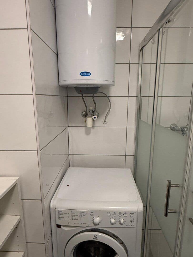 Prenájom bytu 1-izbový 30 m², Innsbruck, Tirolsko Prenájom bytu 1-izbový 30 m², Innsbruck, Tirolsko