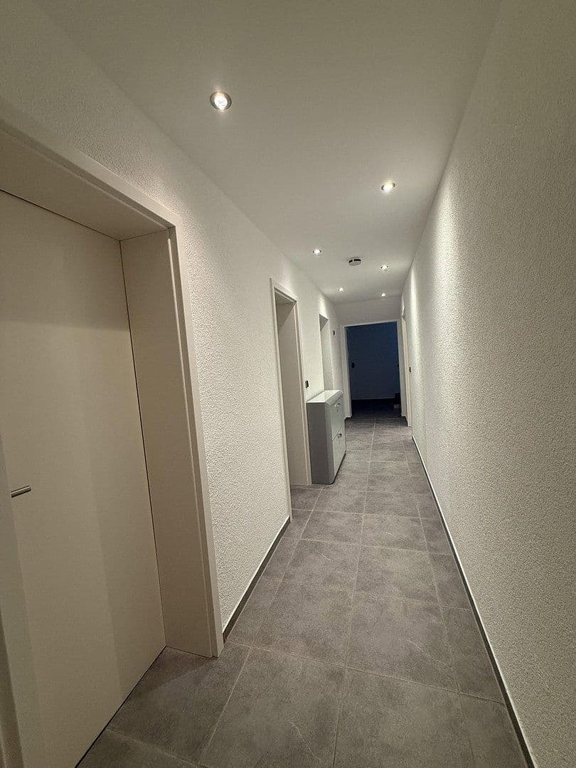Predaj domu 182 m², pozemek 474 m², Allmersbach im Tal, Bádensko-Wurttembersko Predaj domu 182 m², pozemek 474 m², Allmersbach im Tal, Bádensko-Wurttembersko