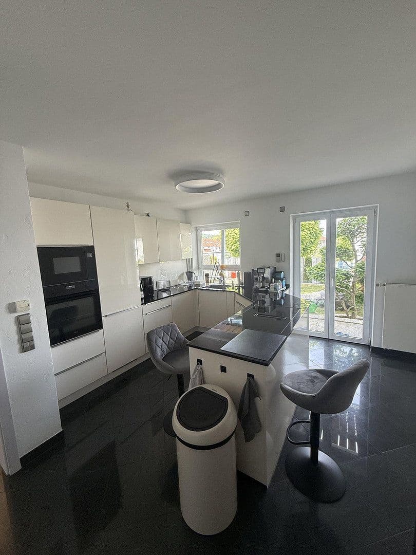 Predaj domu 182 m², pozemek 474 m², Allmersbach im Tal, Bádensko-Wurttembersko Predaj domu 182 m², pozemek 474 m², Allmersbach im Tal, Bádensko-Wurttembersko