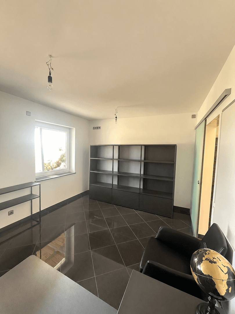 Predaj domu 182 m², pozemek 474 m², Allmersbach im Tal, Bádensko-Wurttembersko Predaj domu 182 m², pozemek 474 m², Allmersbach im Tal, Bádensko-Wurttembersko