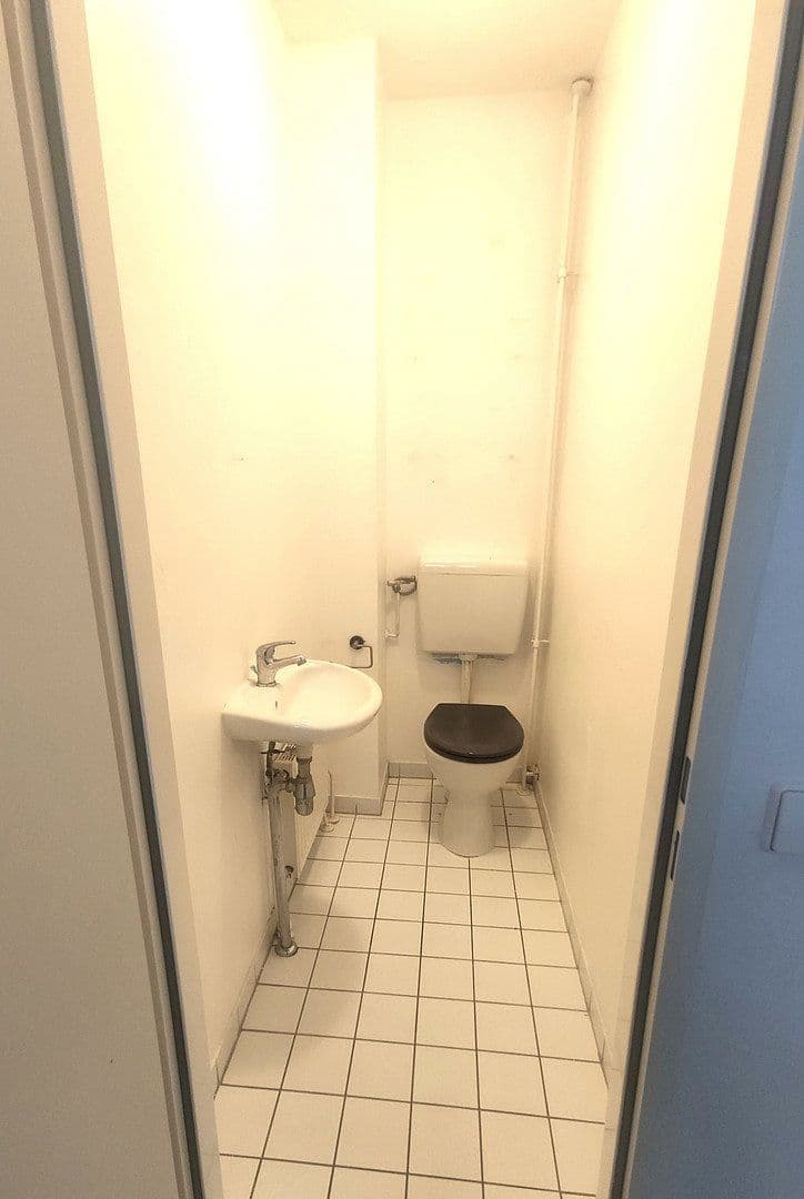 Prenájom domu 130 m², pozemek 250 m², Velten, Brandenbursko Prenájom domu 130 m², pozemek 250 m², Velten, Brandenbursko