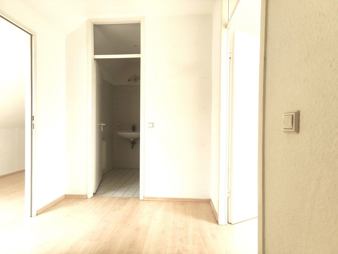Prenájom domu 130 m², pozemek 250 m², Velten, Brandenbursko Prenájom domu 130 m², pozemek 250 m², Velten, Brandenbursko