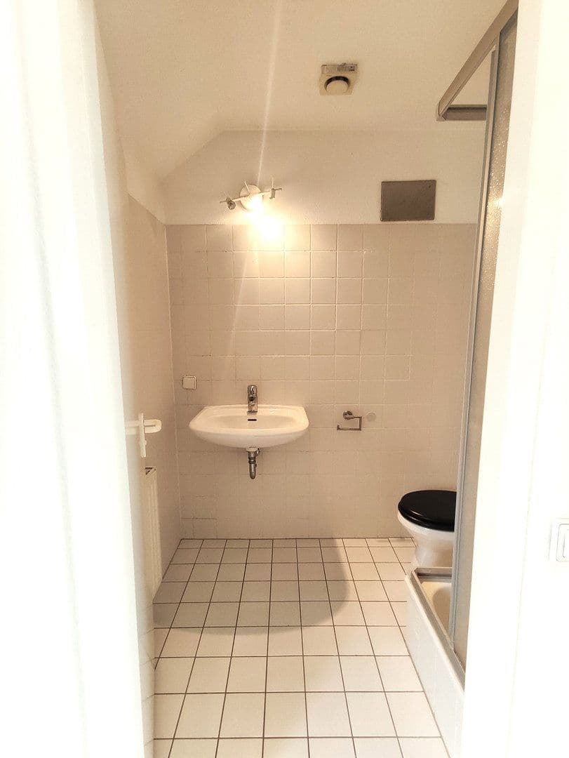 Prenájom domu 130 m², pozemek 250 m², Velten, Brandenbursko Prenájom domu 130 m², pozemek 250 m², Velten, Brandenbursko