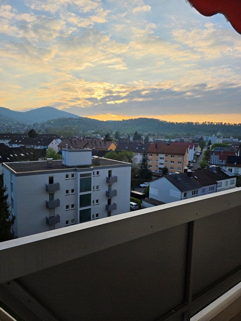 Prenájom bytu 3-izbový 80 m², Baccarat-Straße 13, Gernsbach, Bádensko-Wurttembersko Prenájom bytu 3-izbový 80 m², Baccarat-Straße 13, Gernsbach, Bádensko-Wurttembersko