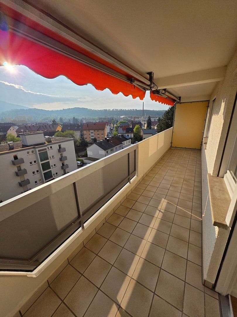 Prenájom bytu 3-izbový 80 m², Baccarat-Straße 13, Gernsbach, Bádensko-Wurttembersko Prenájom bytu 3-izbový 80 m², Baccarat-Straße 13, Gernsbach, Bádensko-Wurttembersko