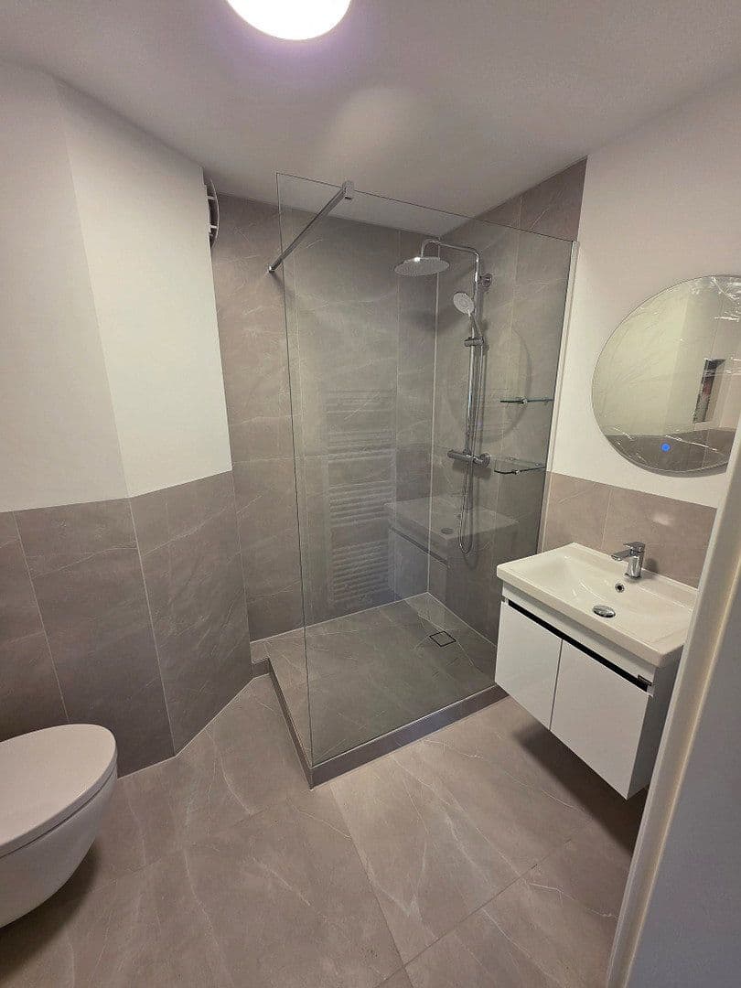 Prenájom bytu 3-izbový 80 m², Baccarat-Straße 13, Gernsbach, Bádensko-Wurttembersko Prenájom bytu 3-izbový 80 m², Baccarat-Straße 13, Gernsbach, Bádensko-Wurttembersko