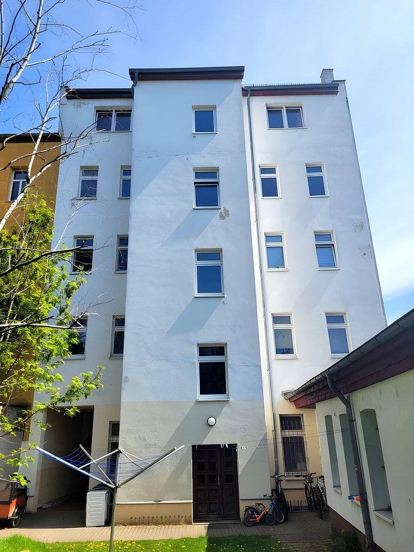 Prenájom bytu 4-izbový 115 m², Dieskaustraße 224, Leipzig, Sasko Prenájom bytu 4-izbový 115 m², Dieskaustraße 224, Leipzig, Sasko