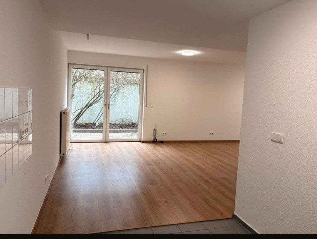 Prenájom bytu 1-izbový 42 m², Fliederweg 9, Landsberg, Sasko-Anhaltsko Prenájom bytu 1-izbový 42 m², Fliederweg 9, Landsberg, Sasko-Anhaltsko