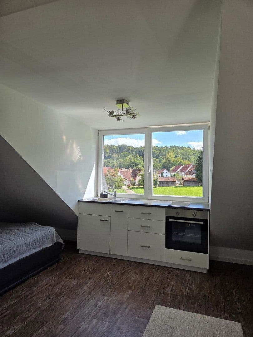 Prenájom bytu 1-izbový 45 m², Weinstadt, Bádensko-Wurttembersko Prenájom bytu 1-izbový 45 m², Weinstadt, Bádensko-Wurttembersko