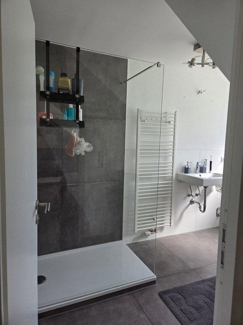Prenájom bytu 1-izbový 45 m², Weinstadt, Bádensko-Wurttembersko Prenájom bytu 1-izbový 45 m², Weinstadt, Bádensko-Wurttembersko