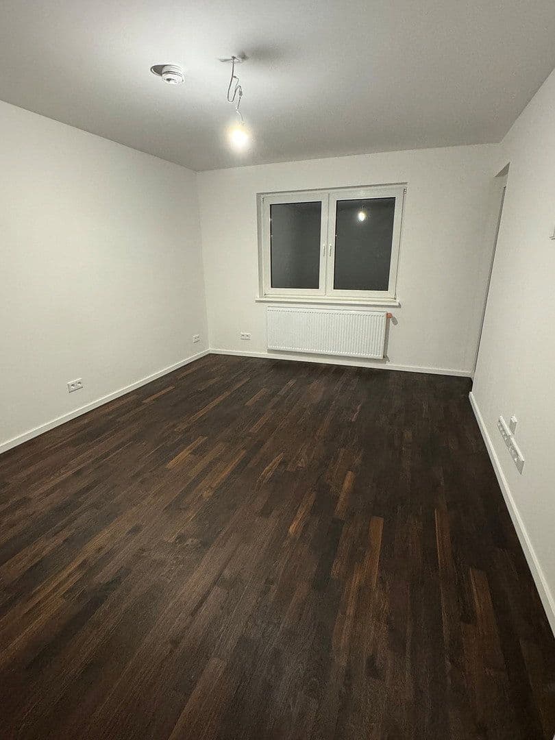 Prenájom bytu 3-izbový 58 m², Sigmund-Freud-Straße 43, Frankfurt am Main, Hesensko Prenájom bytu 3-izbový 58 m², Sigmund-Freud-Straße 43, Frankfurt am Main, Hesensko