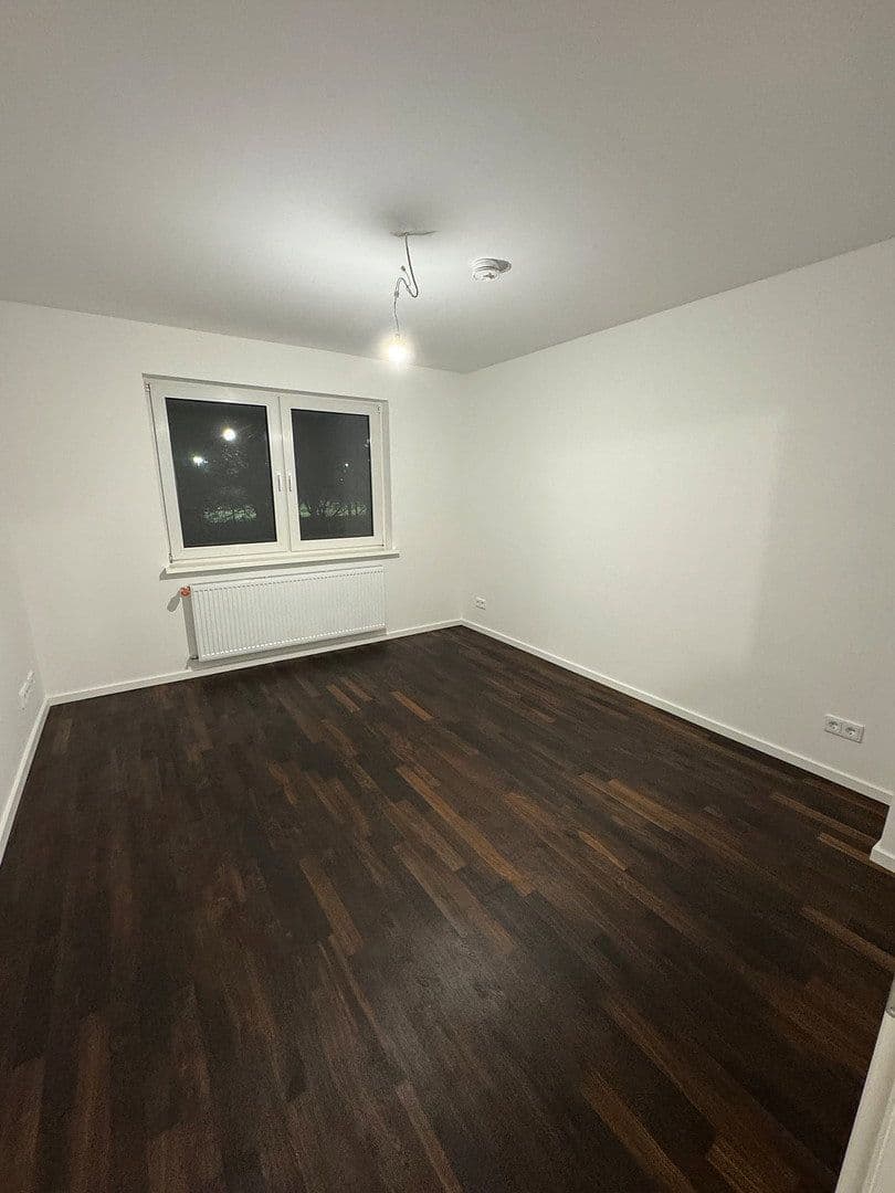 Prenájom bytu 3-izbový 58 m², Sigmund-Freud-Straße 43, Frankfurt am Main, Hesensko Prenájom bytu 3-izbový 58 m², Sigmund-Freud-Straße 43, Frankfurt am Main, Hesensko
