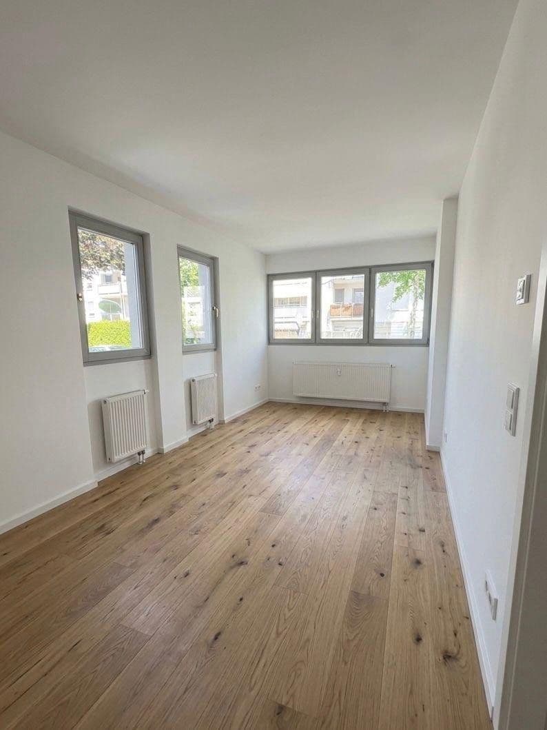 Predaj bytu 4-izbový 102 m², Gersthofen, Bavorsko Predaj bytu 4-izbový 102 m², Gersthofen, Bavorsko