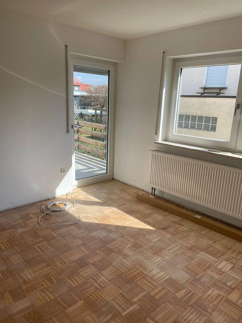 Prenájom bytu 3-izbový 89 m², Ricca Bona Strasse 3, Wallersdorf, Bavorsko Prenájom bytu 3-izbový 89 m², Ricca Bona Strasse 3, Wallersdorf, Bavorsko