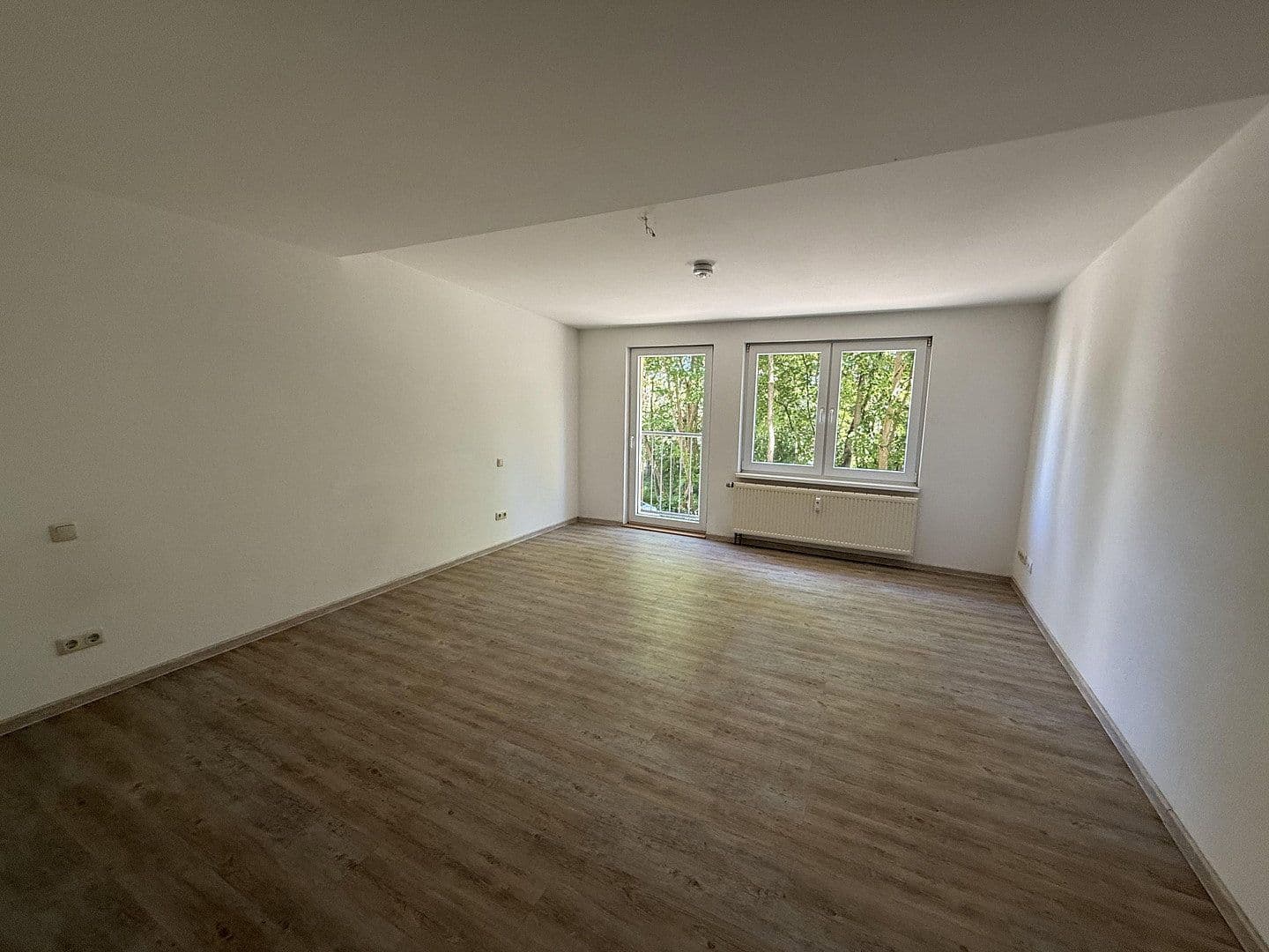 Prenájom bytu 2-izbový 72 m², Hallesche Straße 73a, Naumburg (Saale), Sasko-Anhaltsko Prenájom bytu 2-izbový 72 m², Hallesche Straße 73a, Naumburg (Saale), Sasko-Anhaltsko