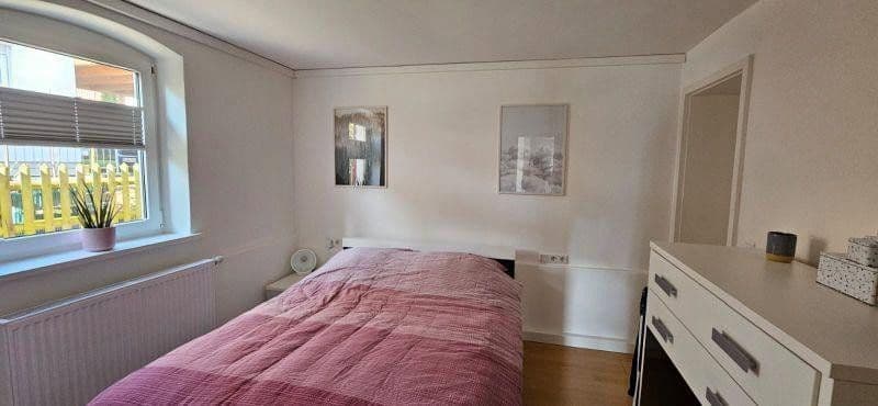 Prenájom bytu 2-izbový 39 m², Erlangen, Bavorsko Prenájom bytu 2-izbový 39 m², Erlangen, Bavorsko