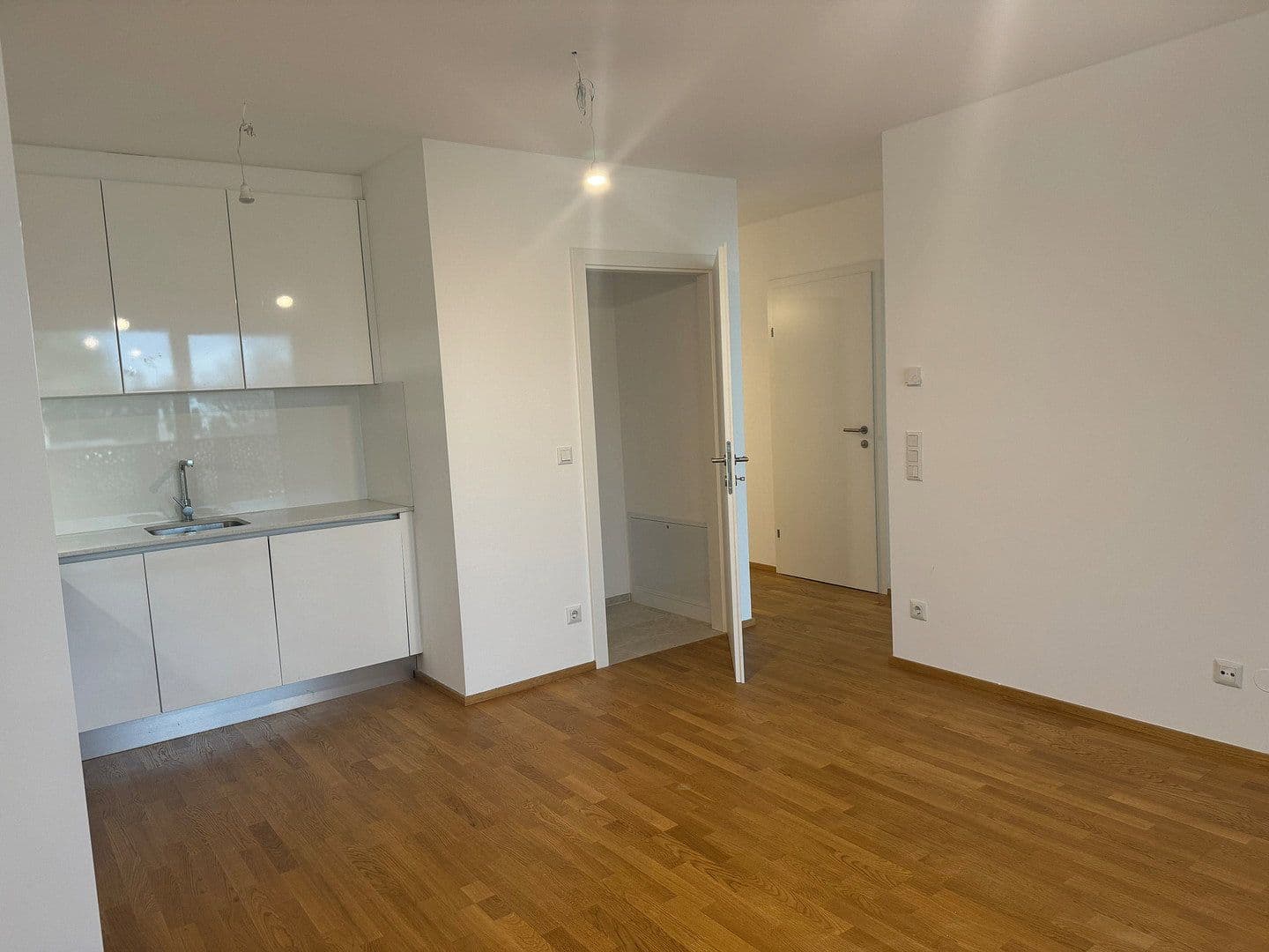 Prenájom bytu 1-izbový 46 m², Altmannsdorfer Straße 192, Wien, Viedeň Prenájom bytu 1-izbový 46 m², Altmannsdorfer Straße 192, Wien, Viedeň