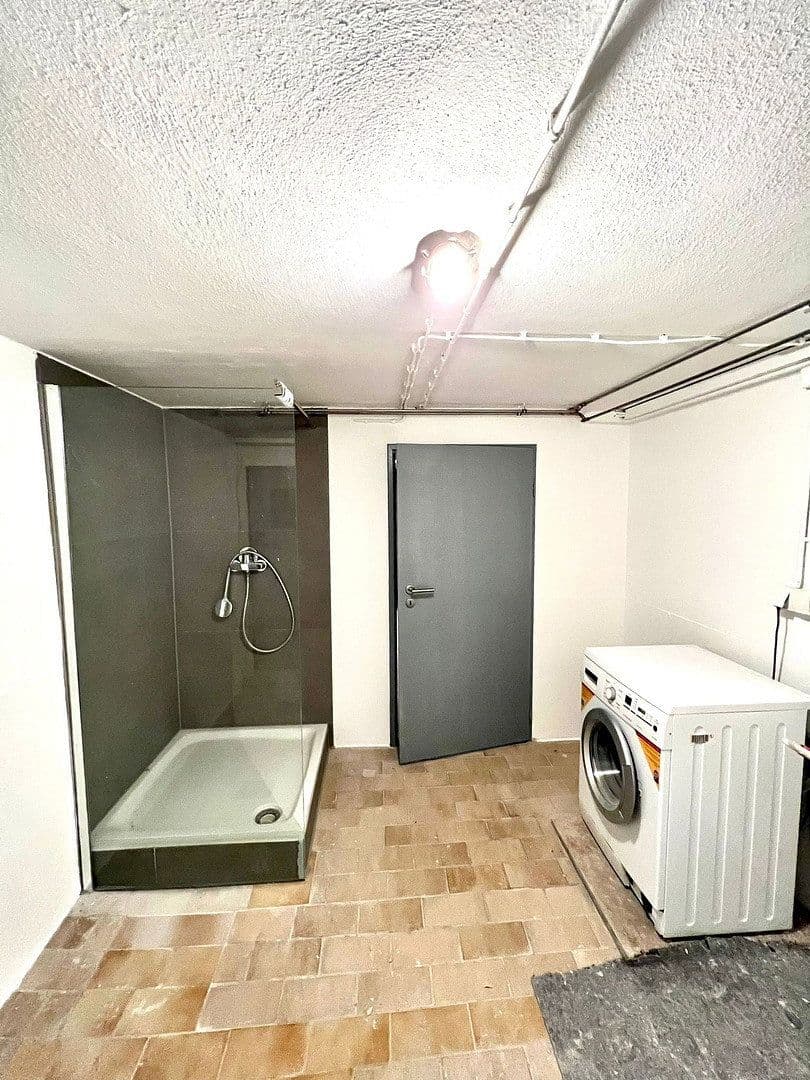 Prenájom domu 35 m², pozemek 330 m², Kaufbeuren, Bavorsko Prenájom domu 35 m², pozemek 330 m², Kaufbeuren, Bavorsko