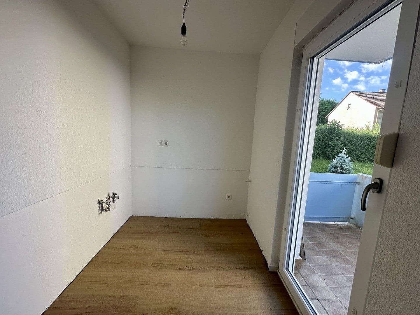 Prenájom bytu 1-izbový 38 m², Steinhaldestraße 32, Heilbronn, Bádensko-Wurttembersko Prenájom bytu 1-izbový 38 m², Steinhaldestraße 32, Heilbronn, Bádensko-Wurttembersko