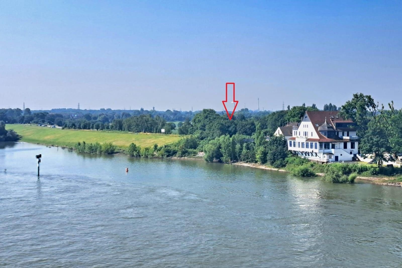Predaj nebytového priestoru 4.143 m², Duisburg, Severné Porýnie - Westfálsko Predaj nebytového priestoru 4.143 m², Duisburg, Severné Porýnie - Westfálsko