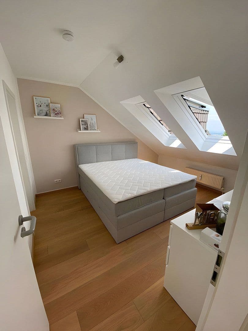 Prenájom bytu 3-izbový 68 m², Königsteiner Straße 218a, Bad Soden am Taunus, Hesensko Prenájom bytu 3-izbový 68 m², Königsteiner Straße 218a, Bad Soden am Taunus, Hesensko