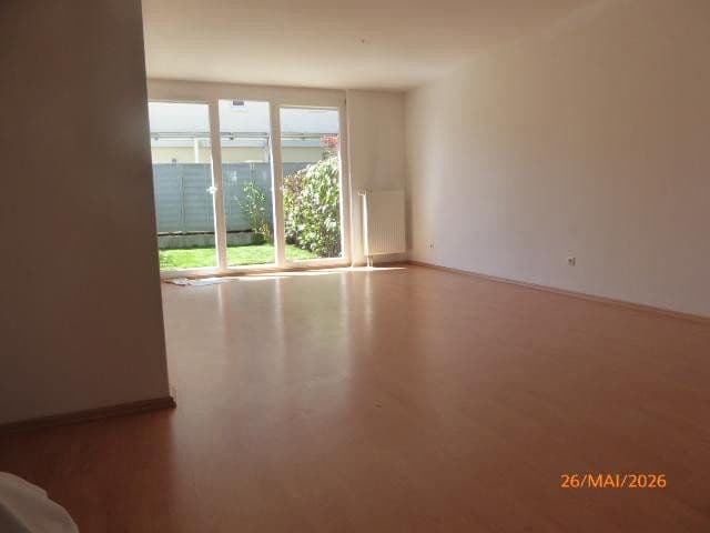Predaj domu 145 m², pozemek 208 m², Am weißkirchener Berg 3a, Frankfurt, Hesensko Predaj domu 145 m², pozemek 208 m², Am weißkirchener Berg 3a, Frankfurt, Hesensko