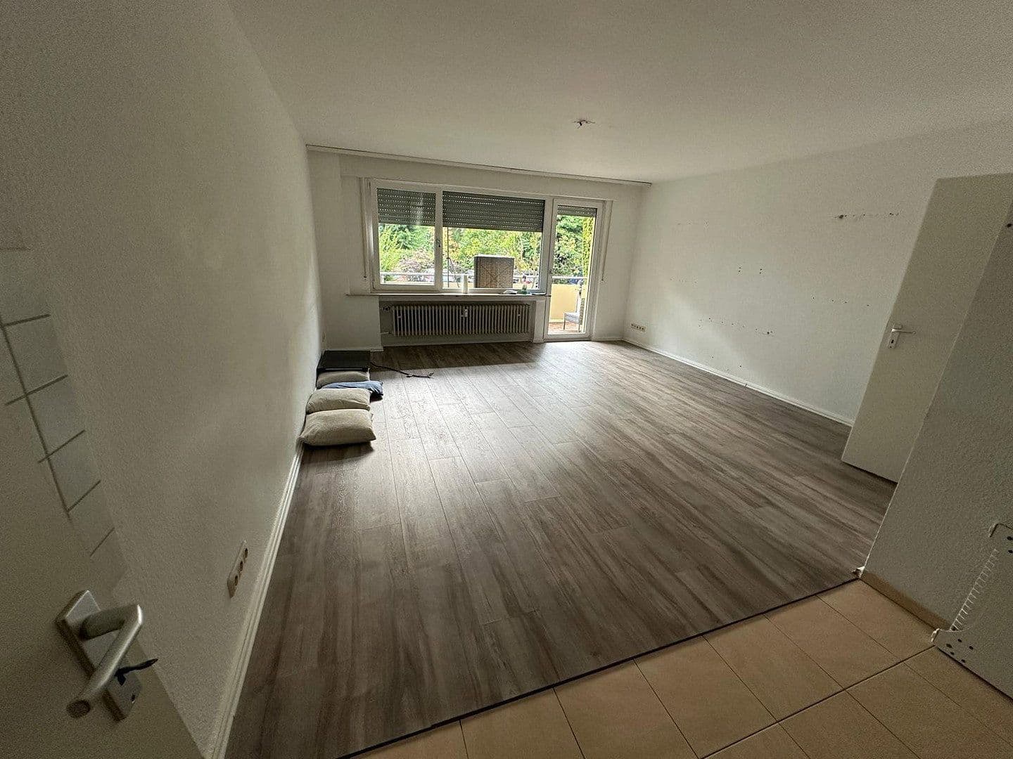 Prenájom bytu 3-izbový 80 m², Offenbach, Hesensko Prenájom bytu 3-izbový 80 m², Offenbach, Hesensko