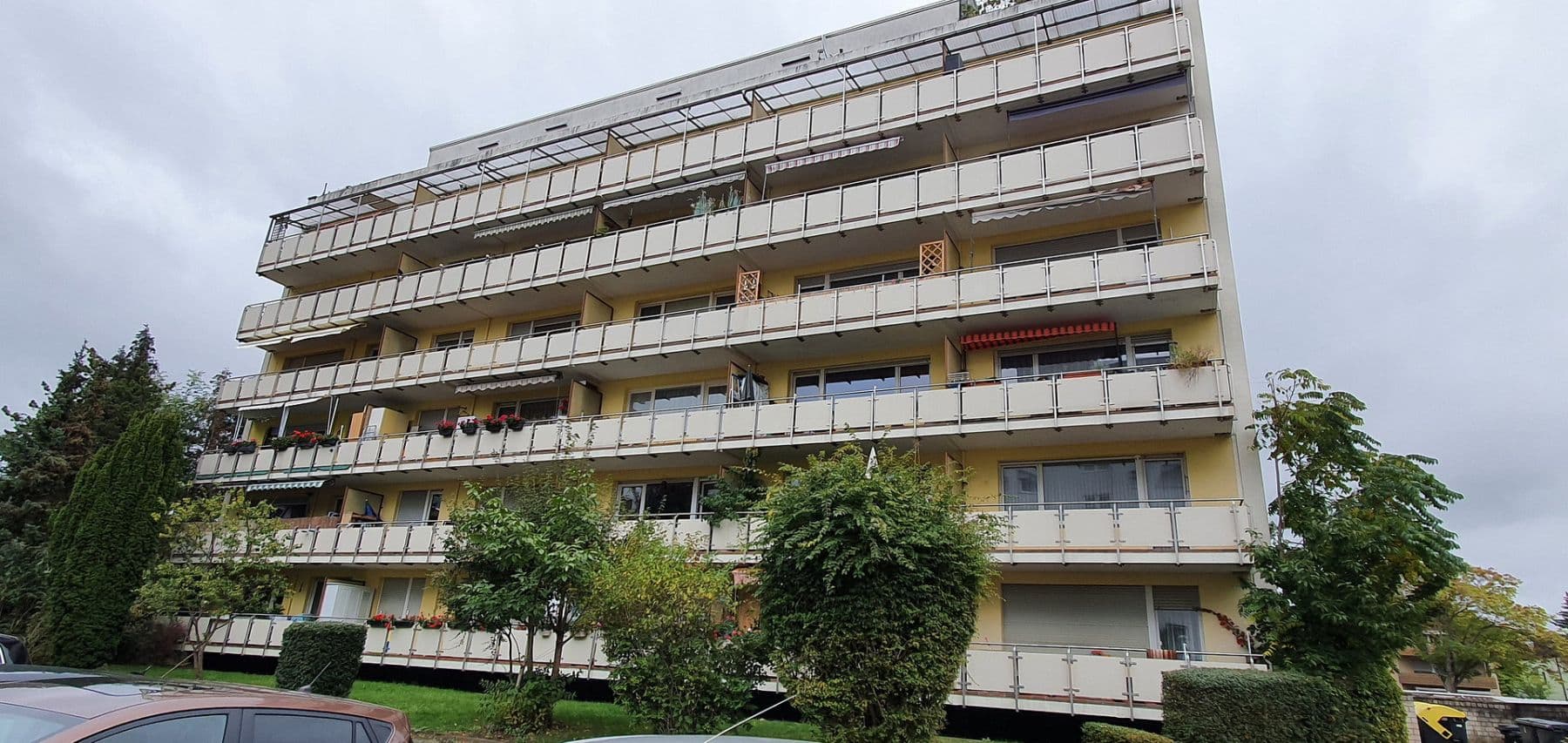 Prenájom bytu 3-izbový 80 m², Offenbach, Hesensko Prenájom bytu 3-izbový 80 m², Offenbach, Hesensko
