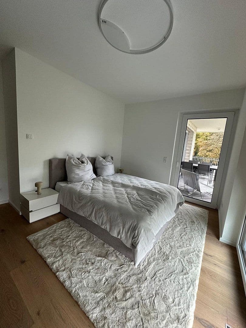 Prenájom bytu 3-izbový 98 m², Minna-Cauer-Strasse 2, Bremen, Brémy Prenájom bytu 3-izbový 98 m², Minna-Cauer-Strasse 2, Bremen, Brémy