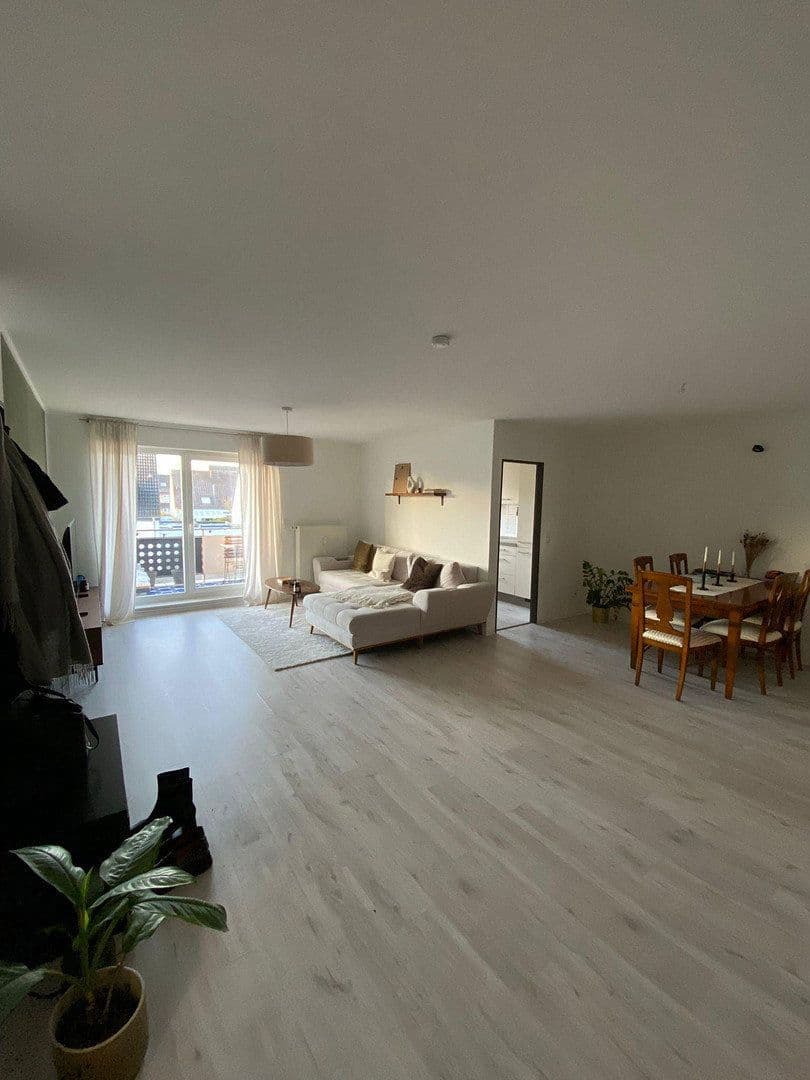 Prenájom bytu 2-izbový 61 m², Hühnerheide 107, Dinslaken, Severné Porýnie - Westfálsko Prenájom bytu 2-izbový 61 m², Hühnerheide 107, Dinslaken, Severné Porýnie - Westfálsko