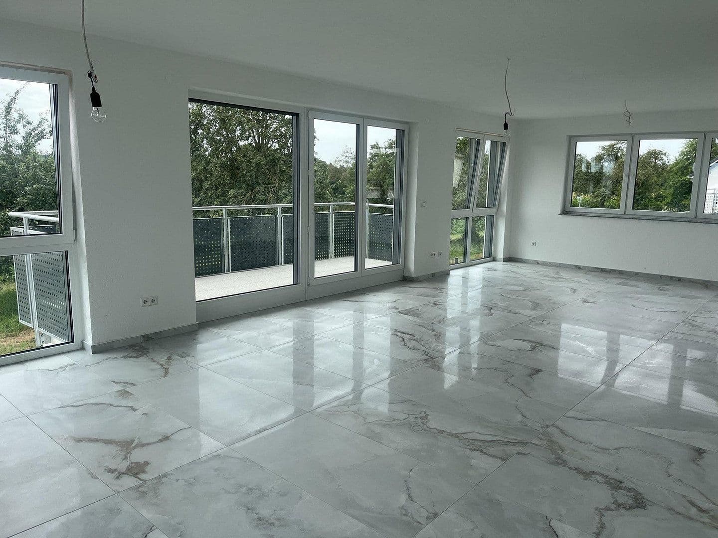 Prenájom bytu 4-izbový 130 m², Kastanienring 53, Bad Rappenau, Bádensko-Wurttembersko Prenájom bytu 4-izbový 130 m², Kastanienring 53, Bad Rappenau, Bádensko-Wurttembersko