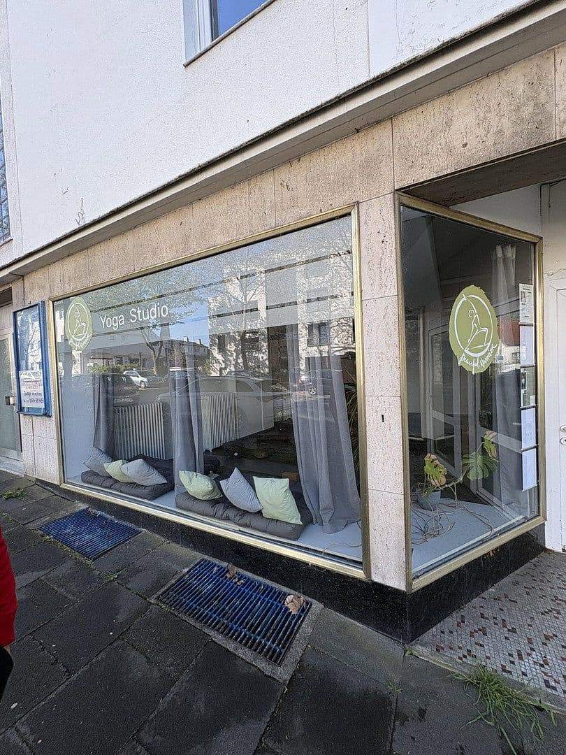 Prenájom kancelárie 110 m², Herforder Str. 7, Bad Oeynhausen, Severné Porýnie - Westfálsko Prenájom kancelárie 110 m², Herforder Str. 7, Bad Oeynhausen, Severné Porýnie - Westfálsko