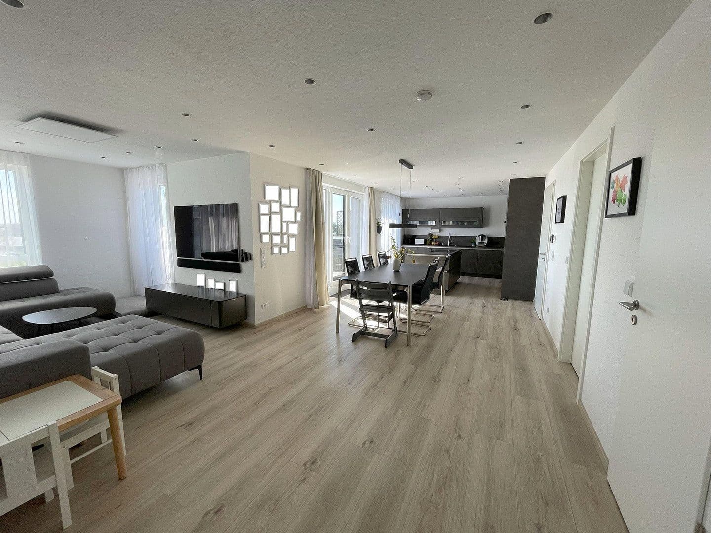 Predaj bytu 4-izbový 129 m², Ida-Dehmel-Ring 85, Mannheim, Bádensko-Wurttembersko Predaj bytu 4-izbový 129 m², Ida-Dehmel-Ring 85, Mannheim, Bádensko-Wurttembersko