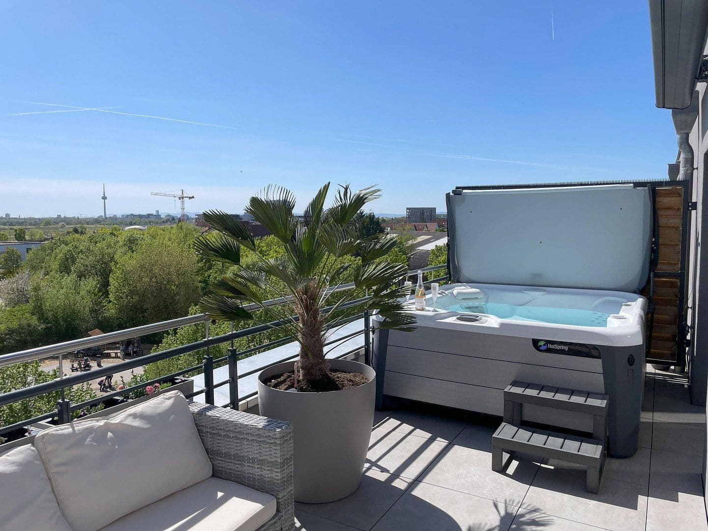 Predaj bytu 4-izbový 129 m², Ida-Dehmel-Ring 85, Mannheim, Bádensko-Wurttembersko Predaj bytu 4-izbový 129 m², Ida-Dehmel-Ring 85, Mannheim, Bádensko-Wurttembersko