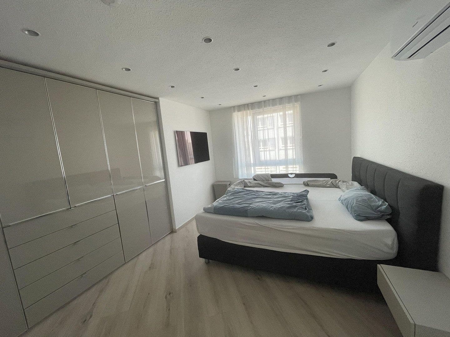 Predaj bytu 4-izbový 129 m², Ida-Dehmel-Ring 85, Mannheim, Bádensko-Wurttembersko Predaj bytu 4-izbový 129 m², Ida-Dehmel-Ring 85, Mannheim, Bádensko-Wurttembersko