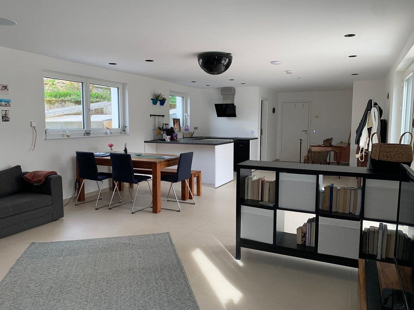 Prenájom bytu 2-izbový 75 m², Renningen, Bádensko-Wurttembersko Prenájom bytu 2-izbový 75 m², Renningen, Bádensko-Wurttembersko