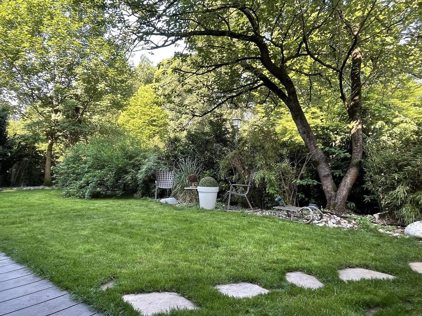 Predaj bytu 4-izbový 160 m², Maria-Theresia-Strasse, 29, München, Bavorsko Predaj bytu 4-izbový 160 m², Maria-Theresia-Strasse, 29, München, Bavorsko