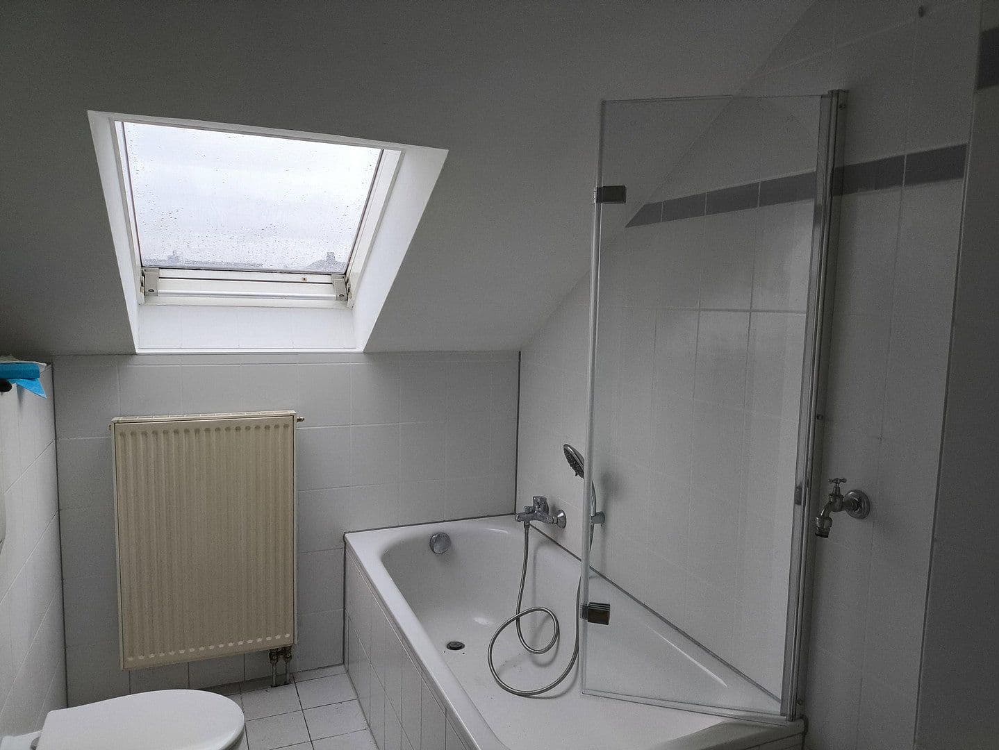 Prenájom bytu 3-izbový 70 m², Lorsch, Hesensko Prenájom bytu 3-izbový 70 m², Lorsch, Hesensko