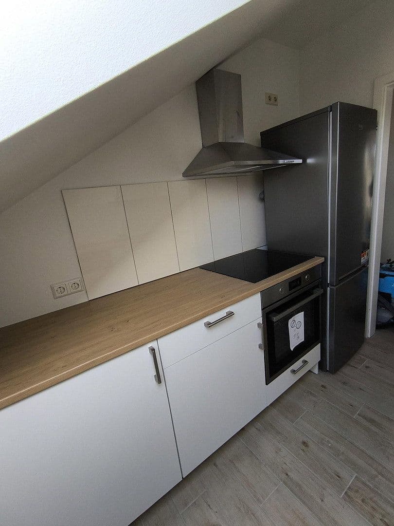Prenájom bytu 3-izbový 70 m², Lorsch, Hesensko Prenájom bytu 3-izbový 70 m², Lorsch, Hesensko