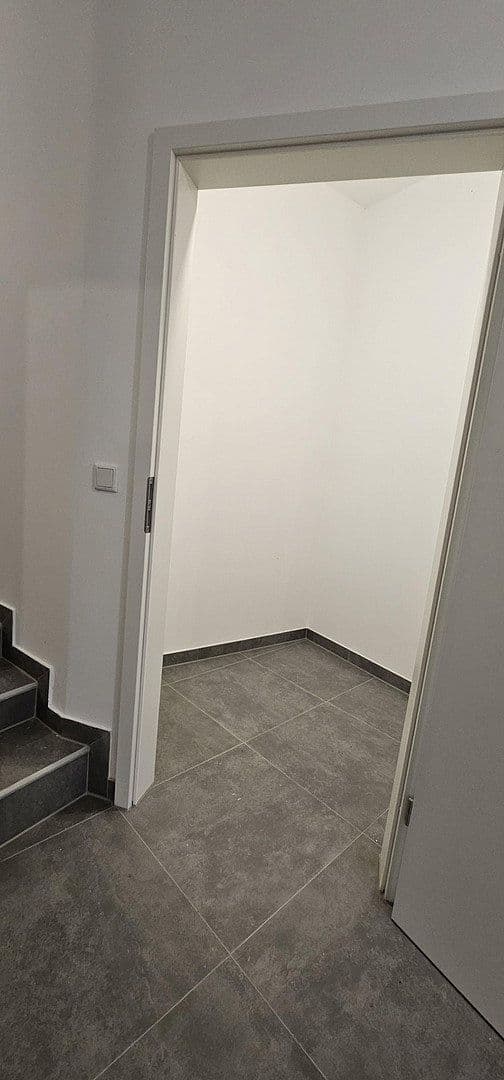 Prenájom bytu 3-izbový 62 m², Hauptstraße 59, Albersweiler, Porýnie-Falcko Prenájom bytu 3-izbový 62 m², Hauptstraße 59, Albersweiler, Porýnie-Falcko
