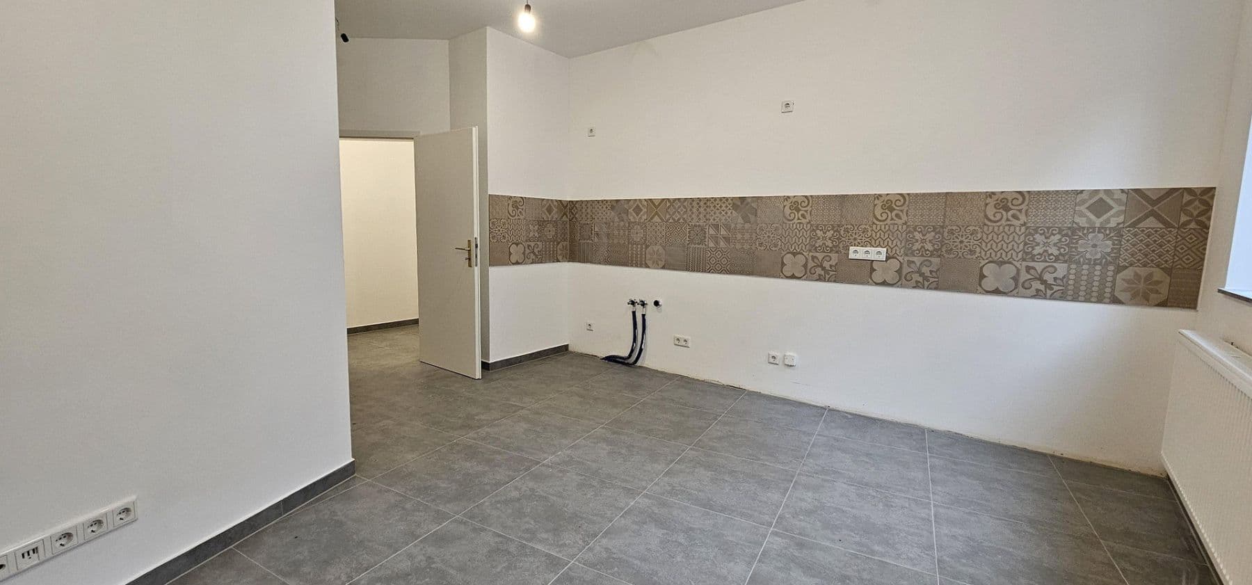 Prenájom bytu 3-izbový 62 m², Hauptstraße 59, Albersweiler, Porýnie-Falcko Prenájom bytu 3-izbový 62 m², Hauptstraße 59, Albersweiler, Porýnie-Falcko