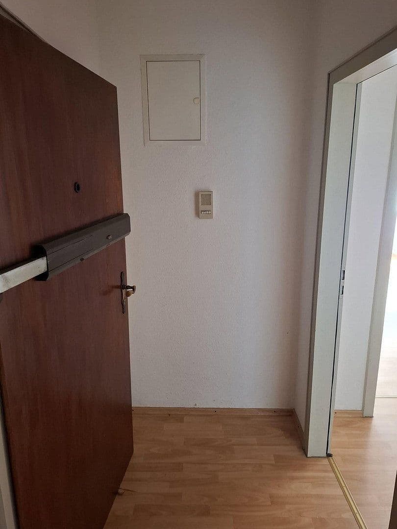 Prenájom bytu 2-izbový 70 m², Plateniustr. 18, Wuppertal, Severné Porýnie - Westfálsko Prenájom bytu 2-izbový 70 m², Plateniustr. 18, Wuppertal, Severné Porýnie - Westfálsko