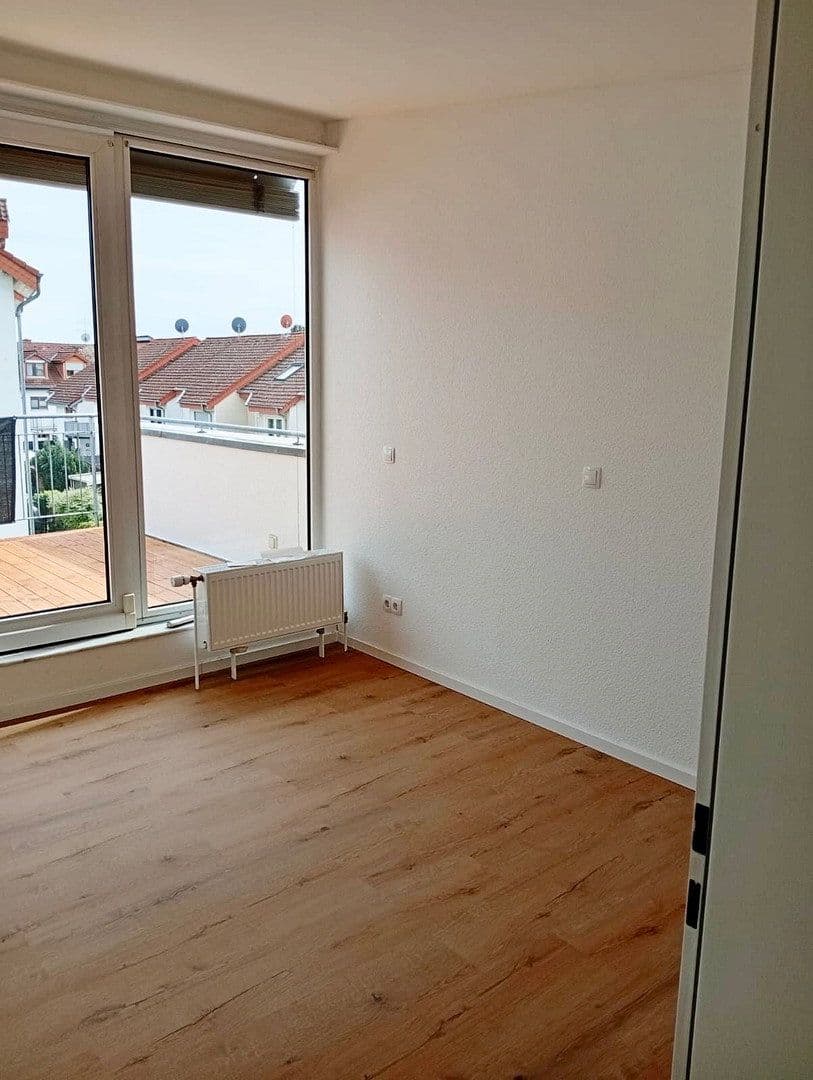 Prenájom bytu 2-izbový 57 m², Heidelberger Straße 21E, Biebesheim am Rhein, Hesensko Prenájom bytu 2-izbový 57 m², Heidelberger Straße 21E, Biebesheim am Rhein, Hesensko