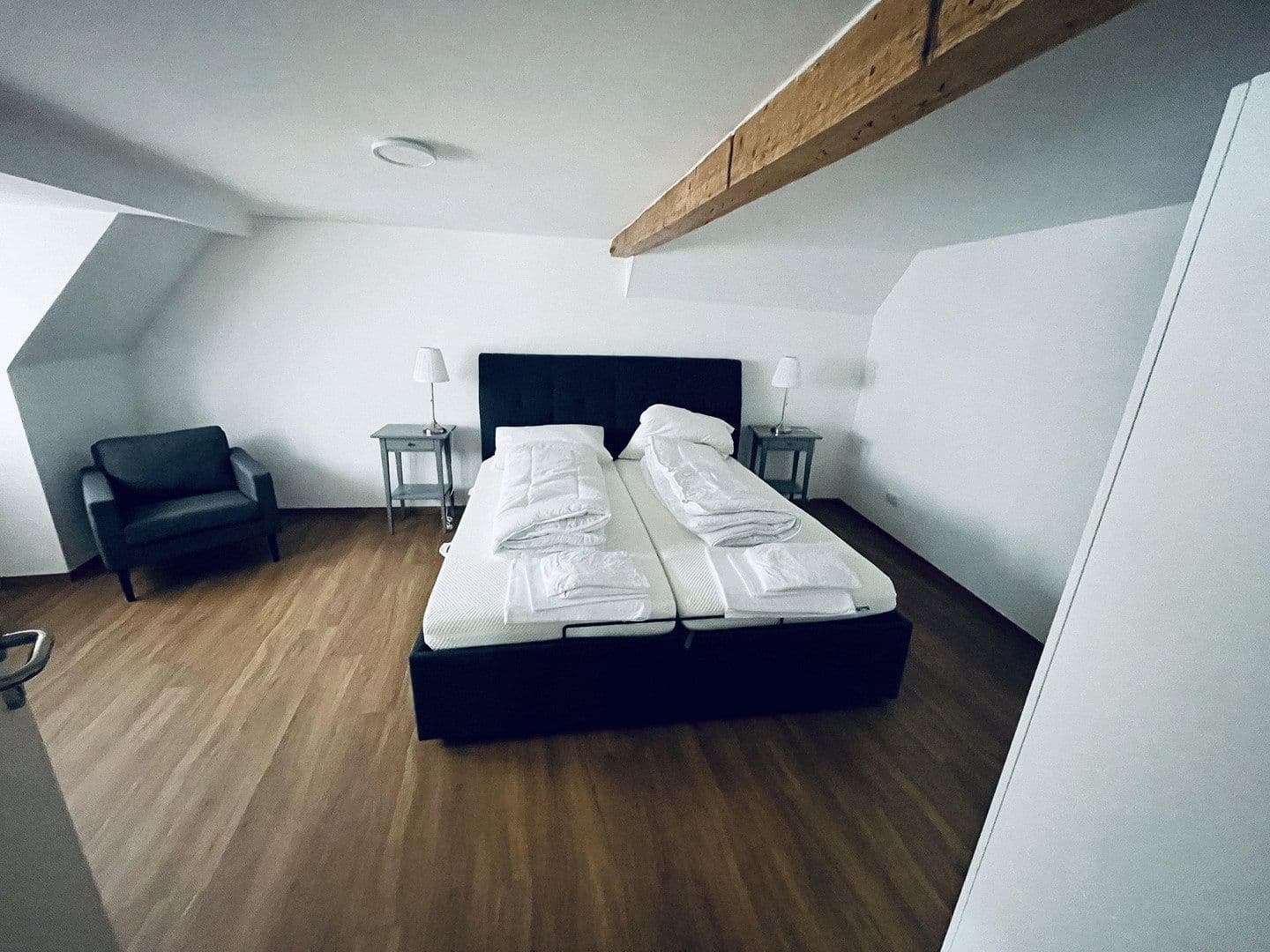 Predaj domu 220 m², pozemek 662 m², Freiheit 3, Kaiserpfalz, Sasko-Anhaltsko Predaj domu 220 m², pozemek 662 m², Freiheit 3, Kaiserpfalz, Sasko-Anhaltsko